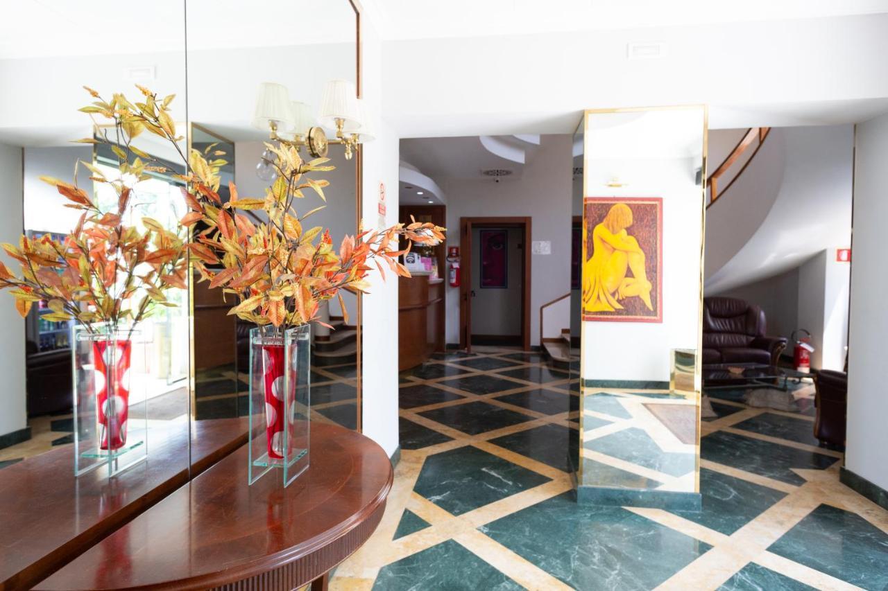 Cervara Park Hotel Roma Eksteriør bilde